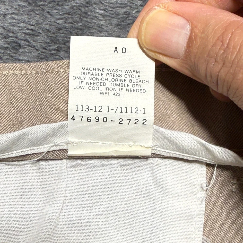 Levi's Action Slacks Pants Mens 40x30 Tan - Picture 10 of 12